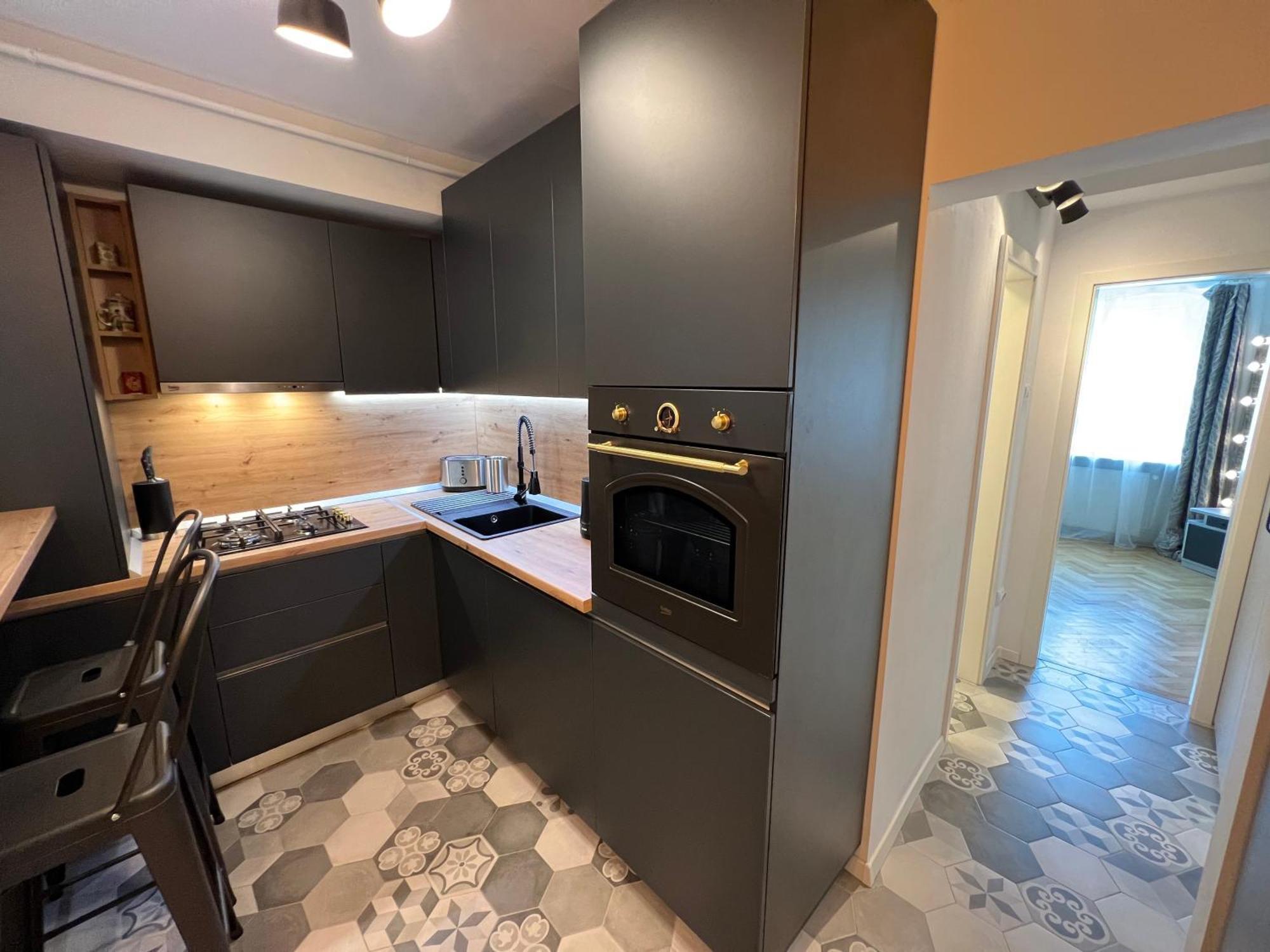 Castanilor 6 - Hip Industrial Apartment Close To City Centre Braşov Exterior foto